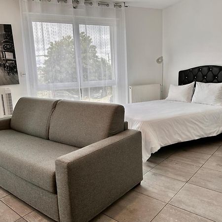 Residence 4T - 33 Avenue Gaston Chauvin อุลเน-ซู-บัว ภายนอก รูปภาพ